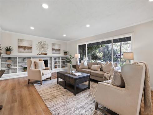 19201  Barrett   Lane, North Tustin, CA