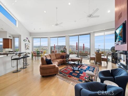 10182 Cowan Heights Drive, North Tustin, CA