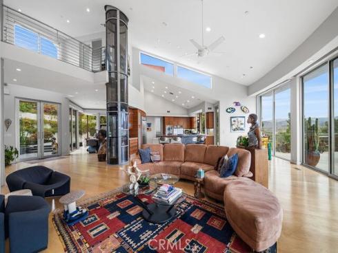 10182 Cowan Heights Drive, North Tustin, CA