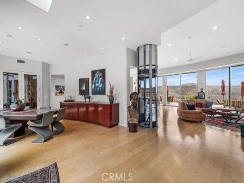 10182 Cowan Heights Drive, North Tustin, CA