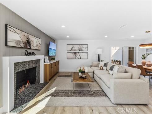 14261  Clarissa  , North Tustin, CA