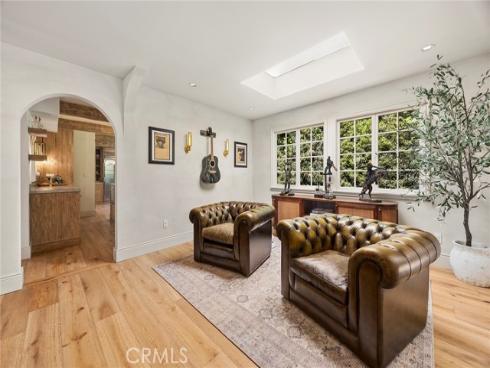 10162  La Sierra  , North Tustin, CA