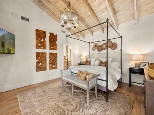 10162  La Sierra  , North Tustin, CA