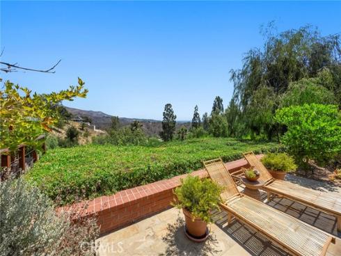 10162  La Sierra  , North Tustin, CA