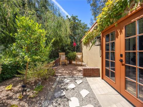 10162  La Sierra  , North Tustin, CA