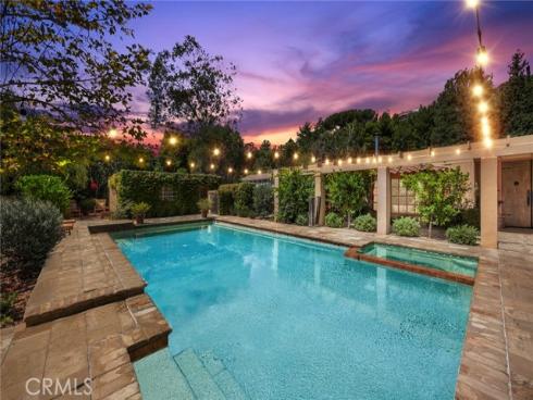 10162  La Sierra  , North Tustin, CA