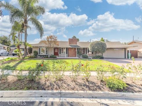17922  Romelle Ave  , North Tustin, CA