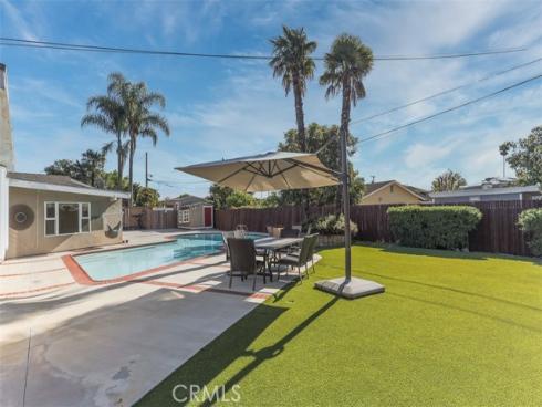 17922  Romelle Ave  , North Tustin, CA