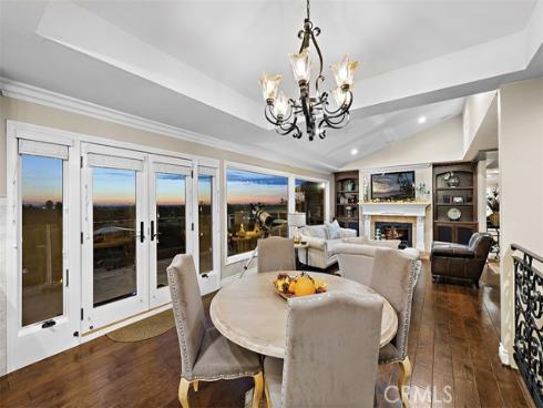 1542  La Loma  , North Tustin, CA