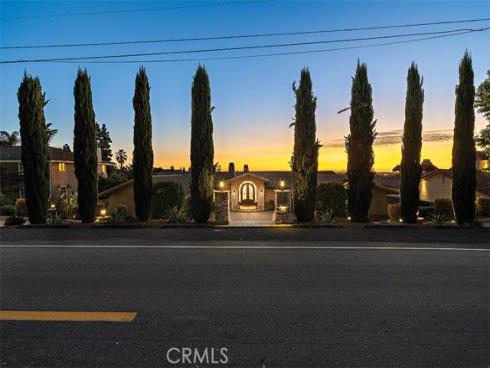 1542  La Loma  , North Tustin, CA