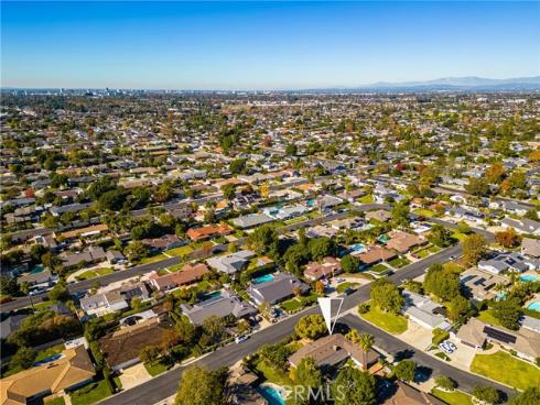 13382 Mount Hood Drive, North Tustin, CA