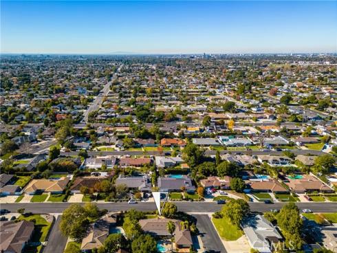 13382 Mount Hood Drive, North Tustin, CA