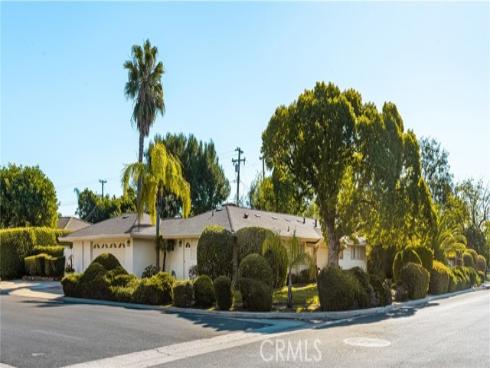 13382 Mount Hood Drive, North Tustin, CA