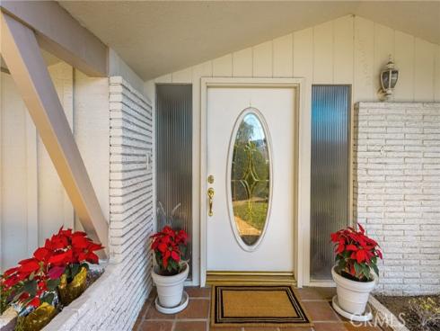 13382 Mount Hood Drive, North Tustin, CA