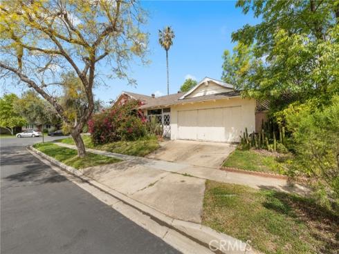 14382  Brenan  , North Tustin, CA
