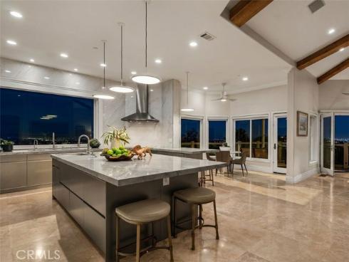 10322 Saint Charles Way, North Tustin, CA