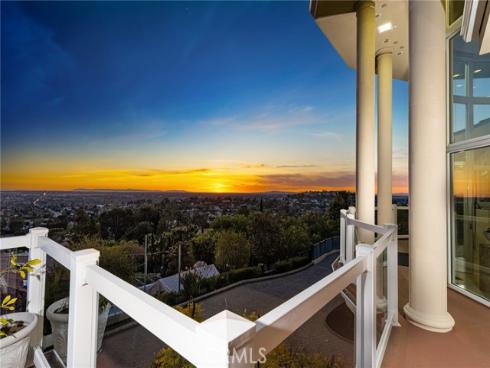 10322 Saint Charles Way, North Tustin, CA