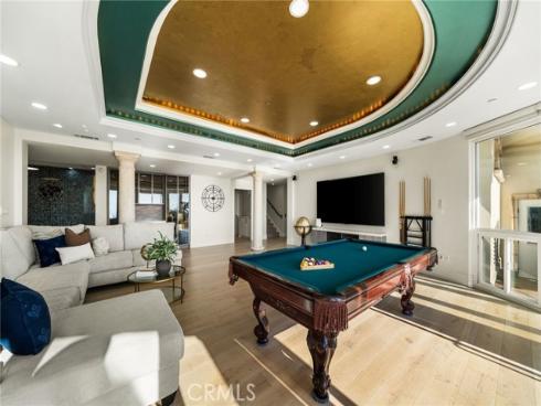 10322 Saint Charles Way, North Tustin, CA