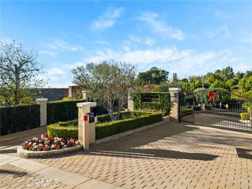 10322 Saint Charles Way, North Tustin, CA