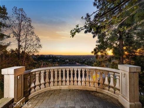 10322 Saint Charles Way, North Tustin, CA