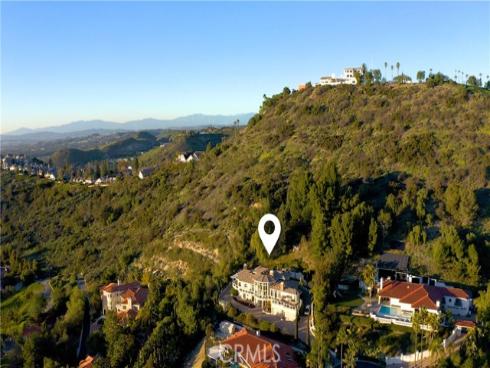 10322 Saint Charles Way, North Tustin, CA