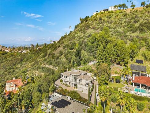 10322 Saint Charles Way, North Tustin, CA