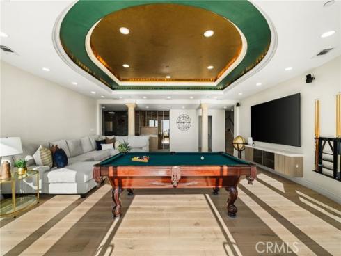 10322 Saint Charles Way, North Tustin, CA