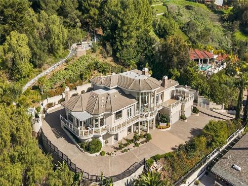 10322 Saint Charles Way, North Tustin, CA