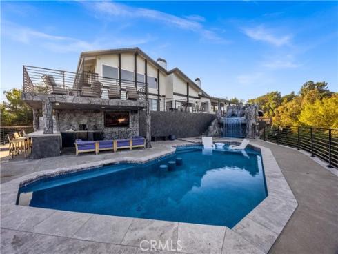 1711  Sirrine  , North Tustin, CA