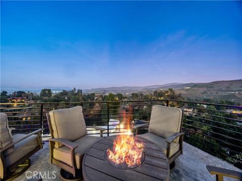 1711  Sirrine  , North Tustin, CA