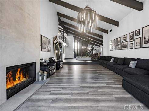 1711  Sirrine  , North Tustin, CA