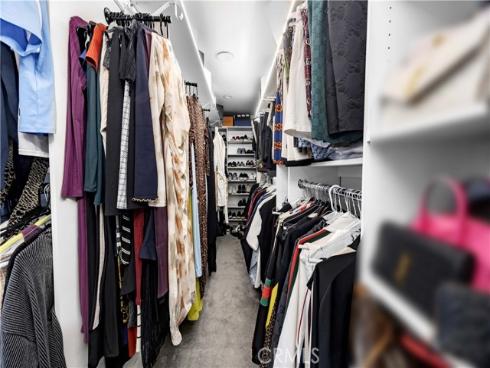 1711  Sirrine  , North Tustin, CA