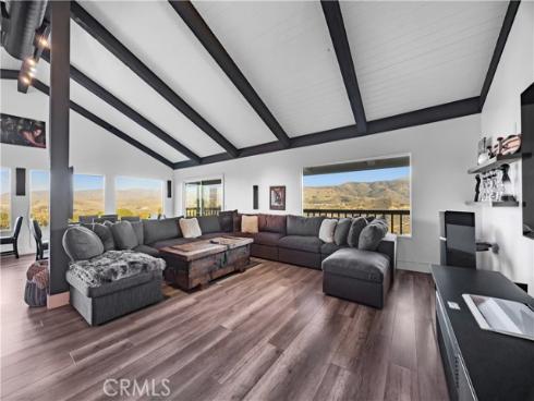 1711  Sirrine  , North Tustin, CA