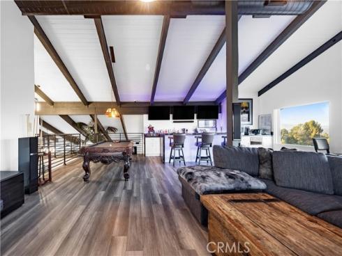 1711  Sirrine  , North Tustin, CA