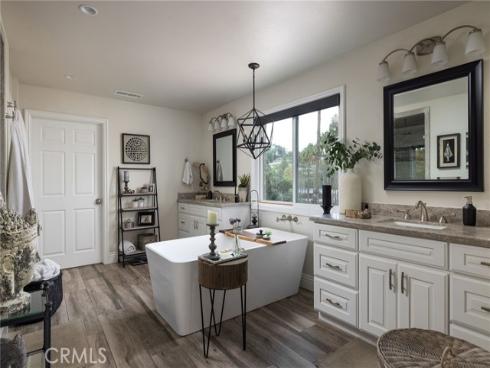 2121 Valhalla Drive, North Tustin, CA