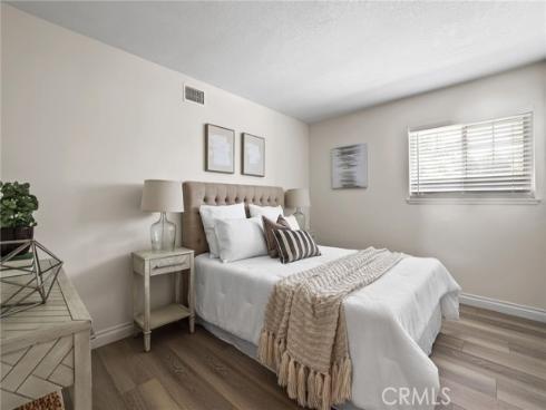 19201 Barrett Lane, North Tustin, CA