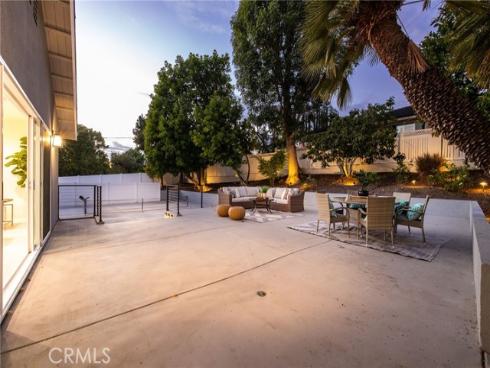 19201 Barrett Lane, North Tustin, CA