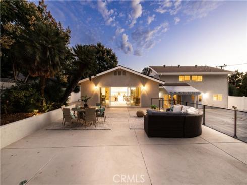 19201 Barrett Lane, North Tustin, CA