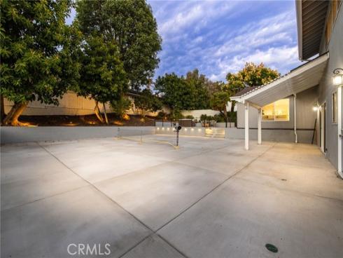 19201 Barrett Lane, North Tustin, CA