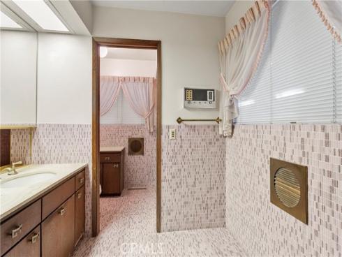 1501 La Loma , North Tustin, CA