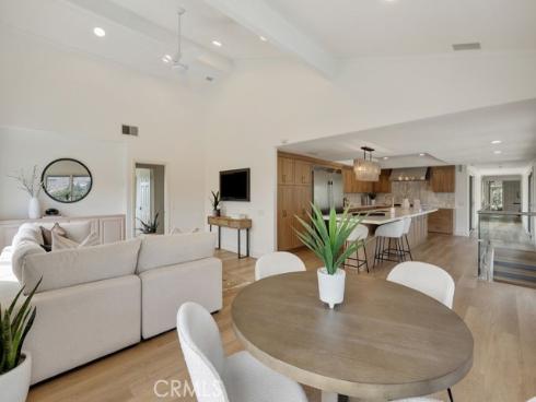 10181 Overhill Drive, North Tustin, CA