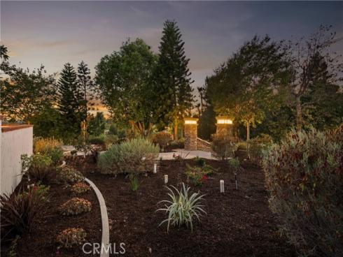 10181 Overhill Drive, North Tustin, CA