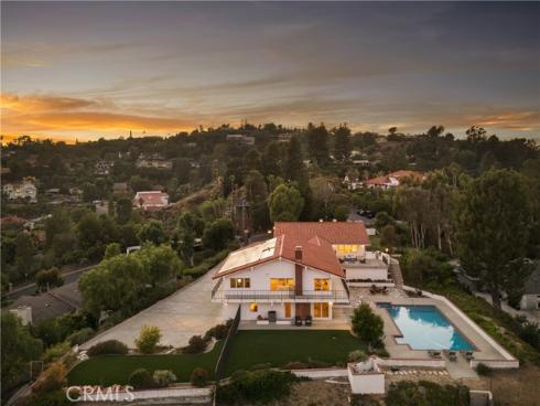 10181 Overhill Drive, North Tustin, CA