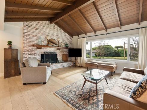 2011  Redberry  , North Tustin, CA