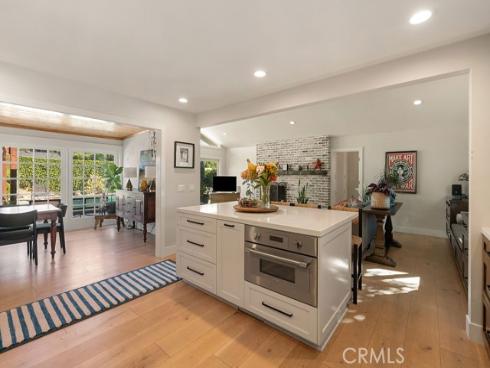 2011  Redberry  , North Tustin, CA