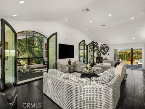 9821  Brentwood   Drive, North Tustin, CA