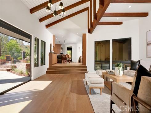 9752  Rangeview  , North Tustin, CA