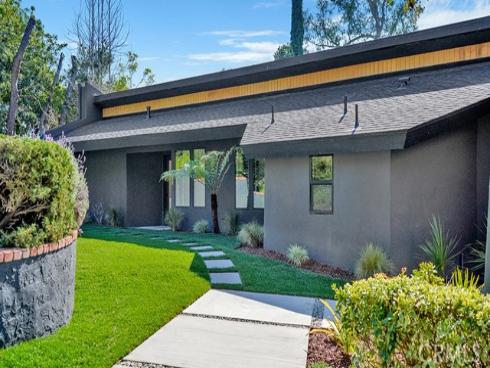 9752  Rangeview  , North Tustin, CA