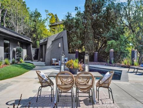 9752  Rangeview  , North Tustin, CA