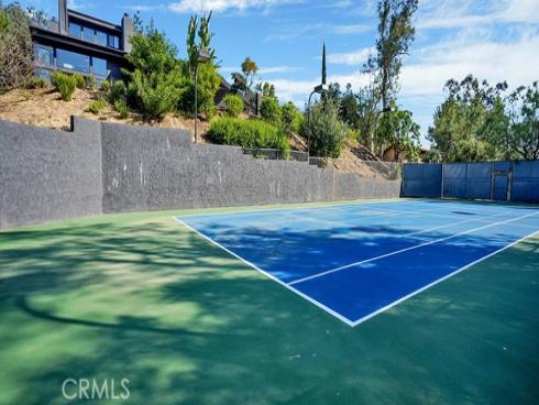 9752  Rangeview  , North Tustin, CA